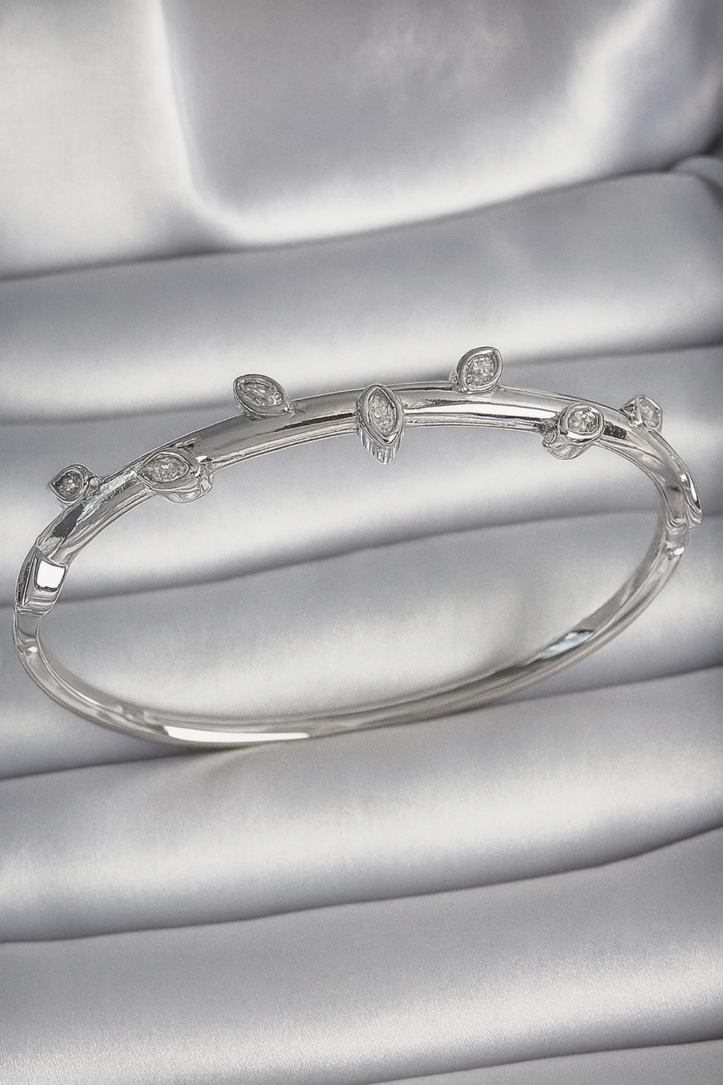 Zirkon Taşlı kadın Bileklik