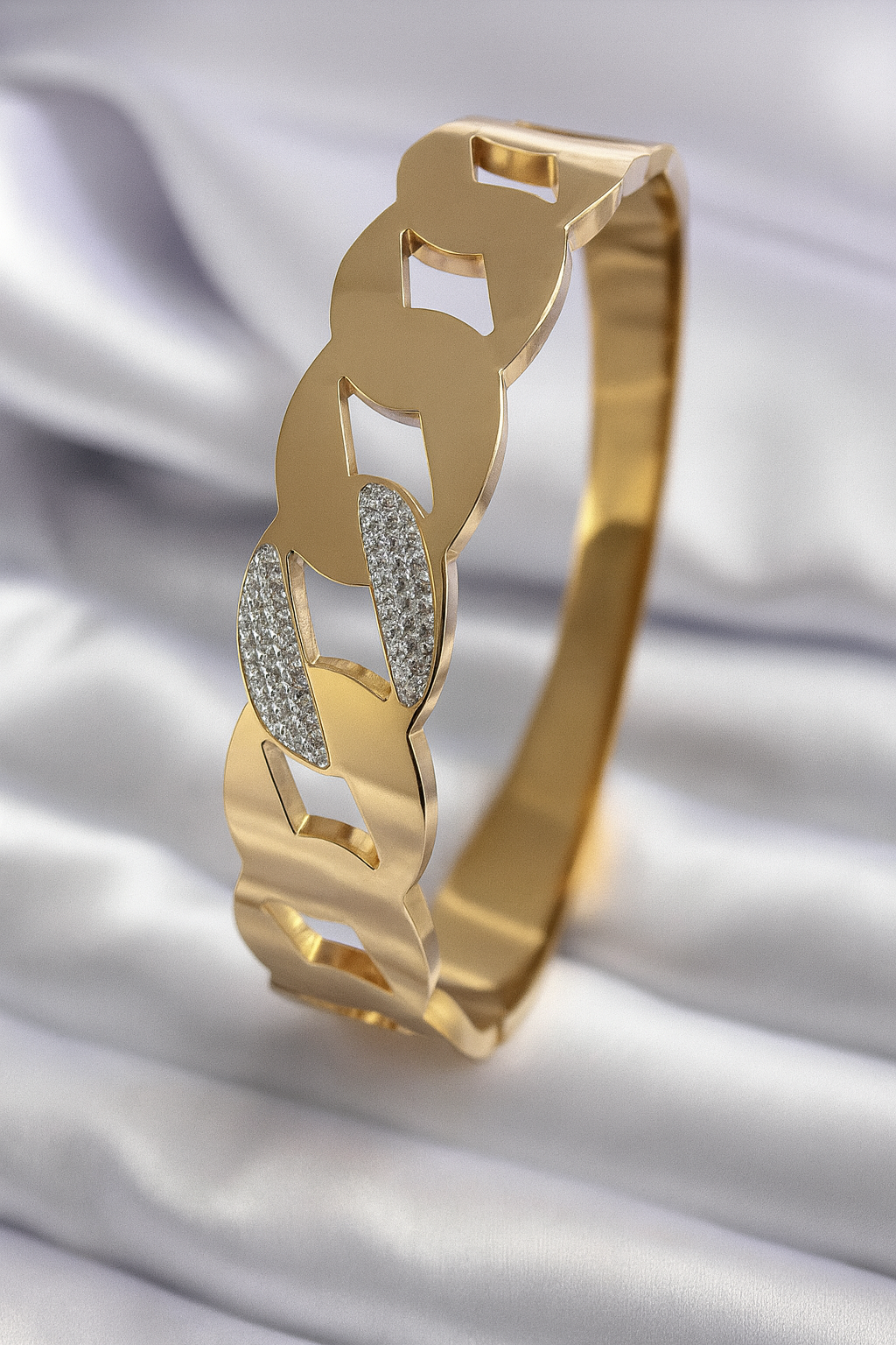 Gold renk zirkon taş detay kadın bileklik